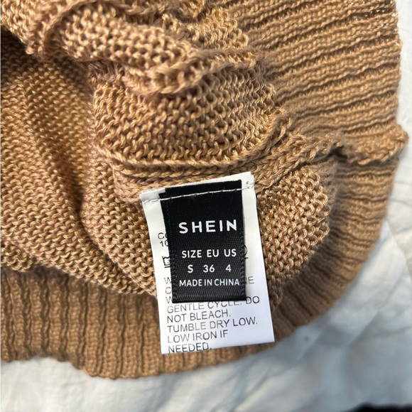 Vest - Picture 2 of 3